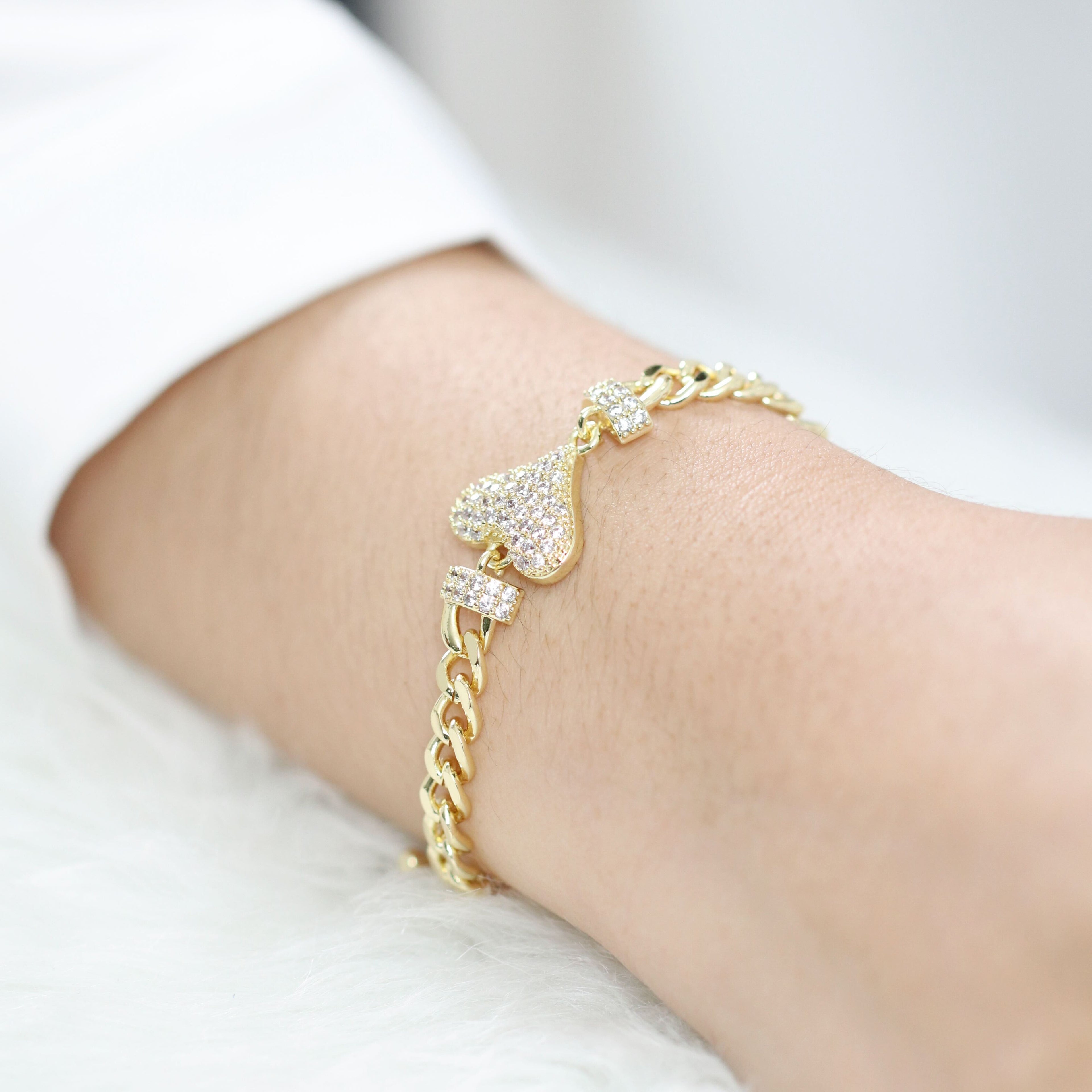 Jmtth Dazzle Heart Bracelet