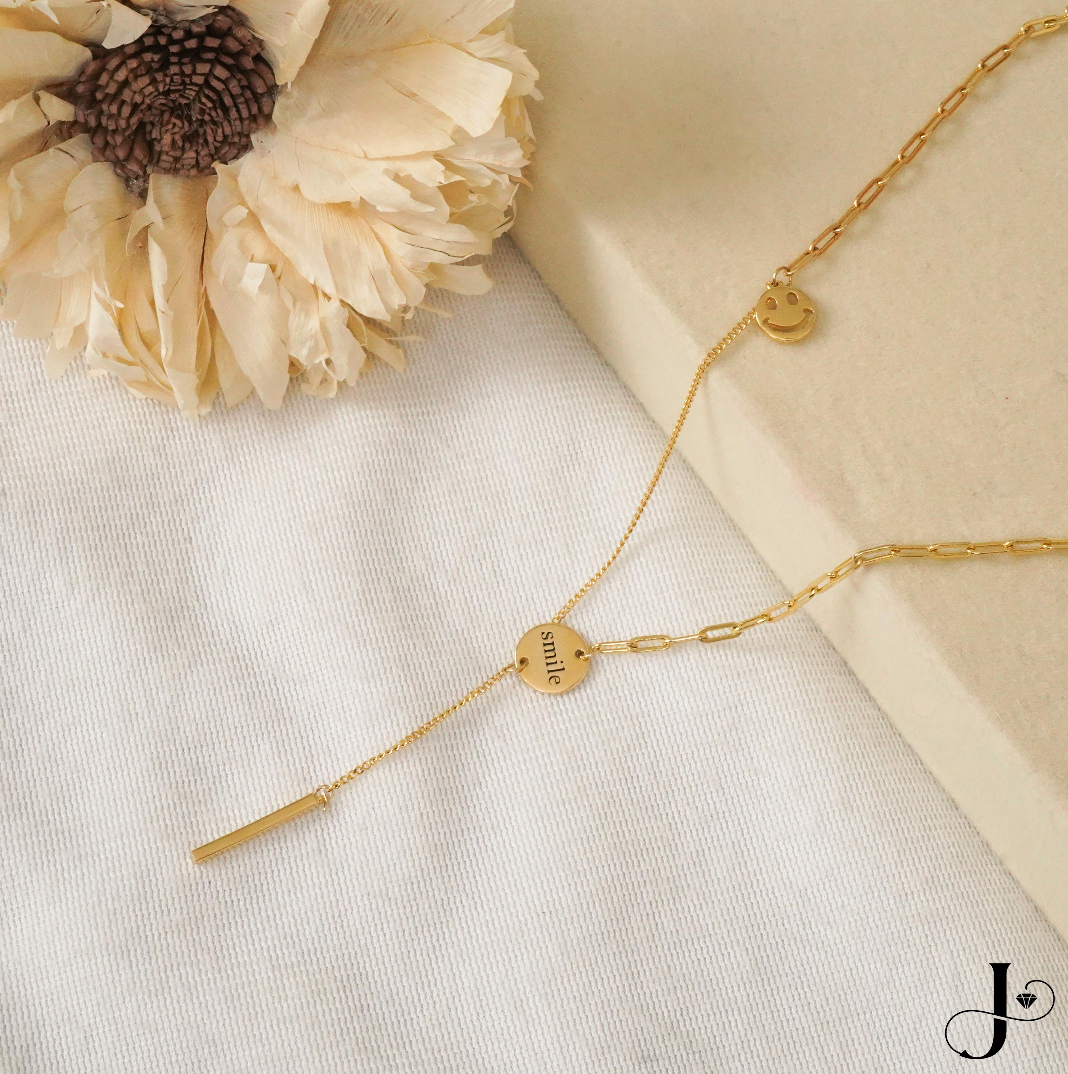 Jmtth Smiley Link Necklace