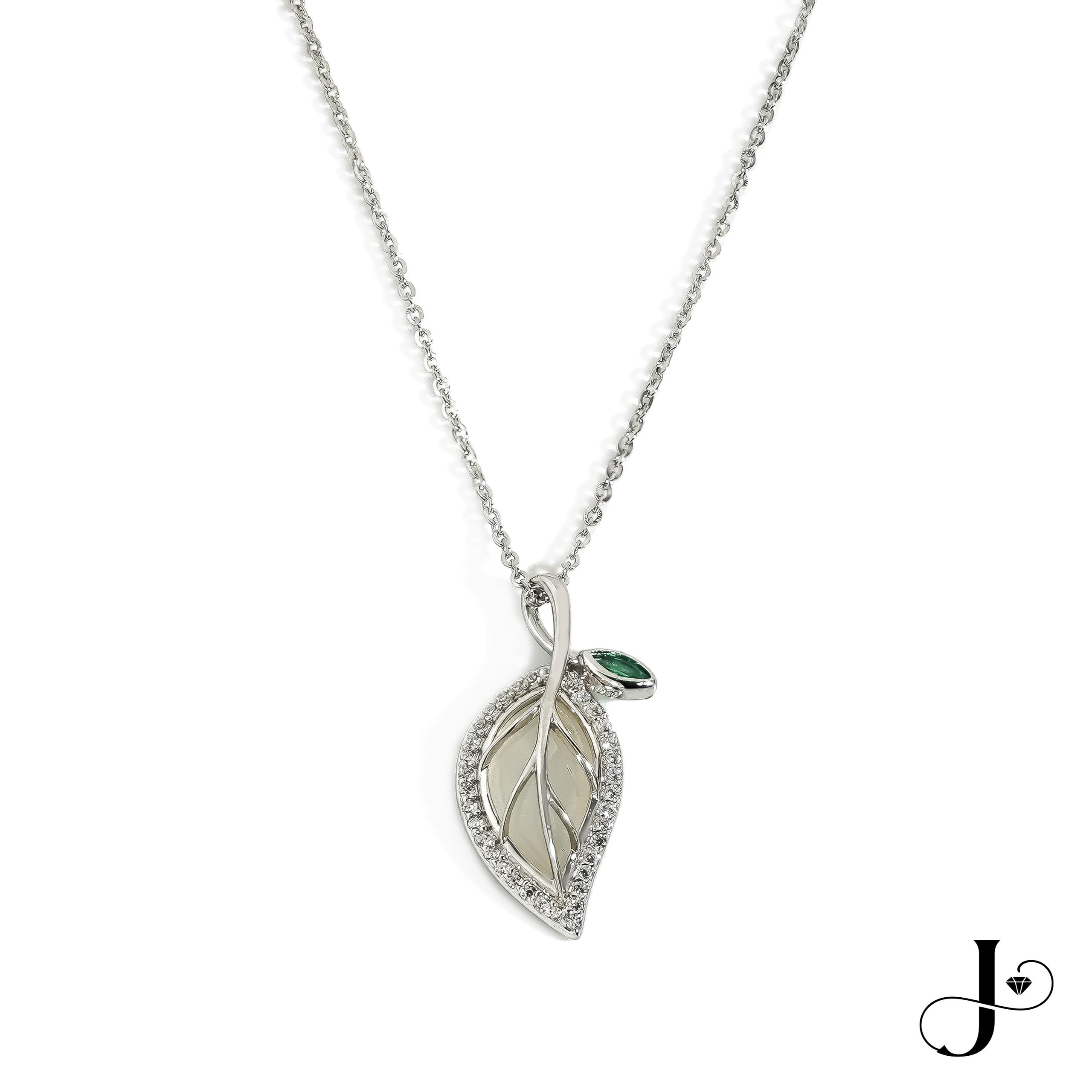 Jmtth Leaf of Light Necklace Silver