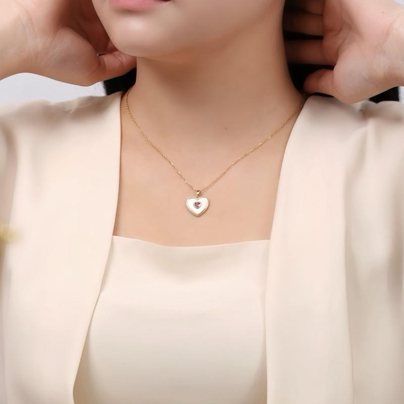 Jmtth Heart in Heart Necklace Red